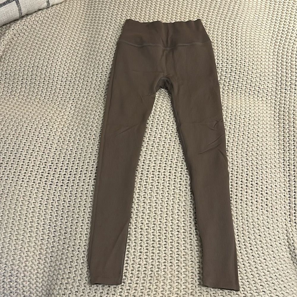 ALO Yoga Brown Leggings
